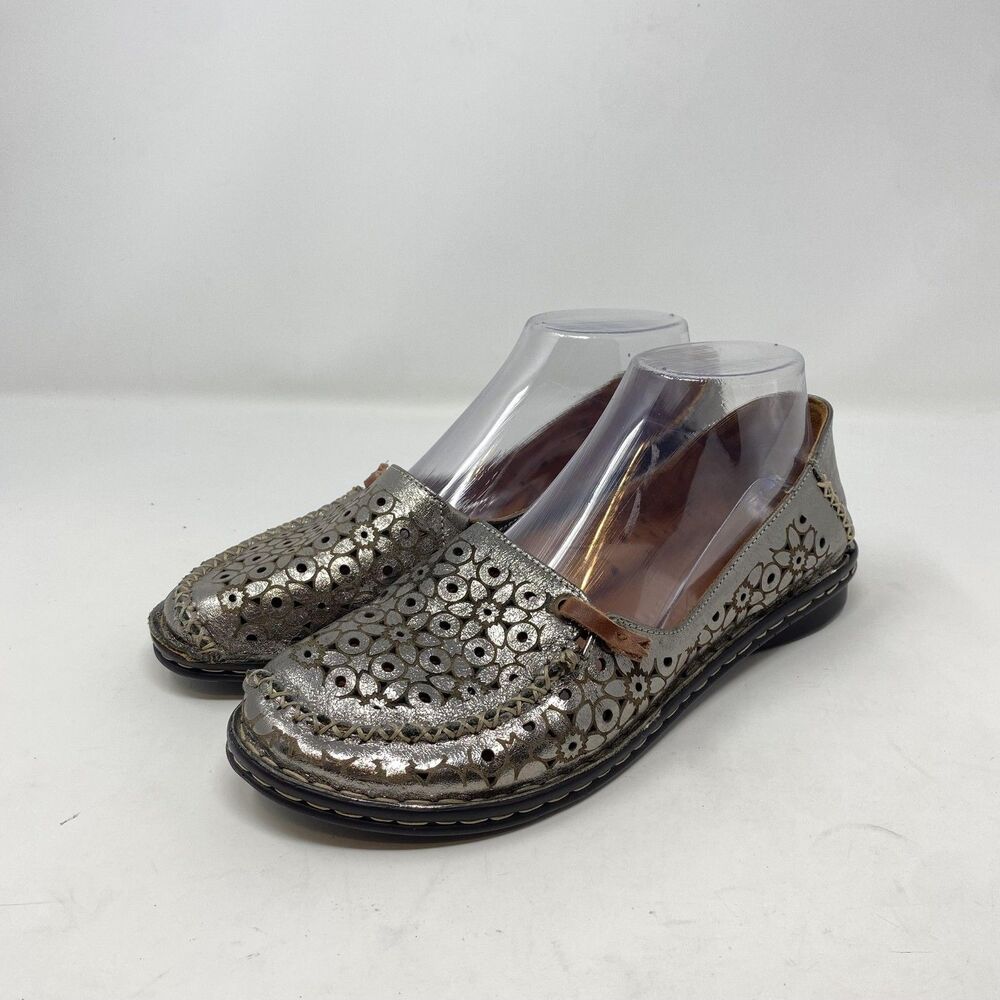 Ethan Valdes Shoes Womens Size 8.5 Silver Leather Darling Flats Floral Cutout